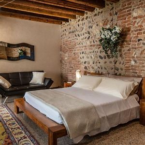 La Bella Verona Ugolini